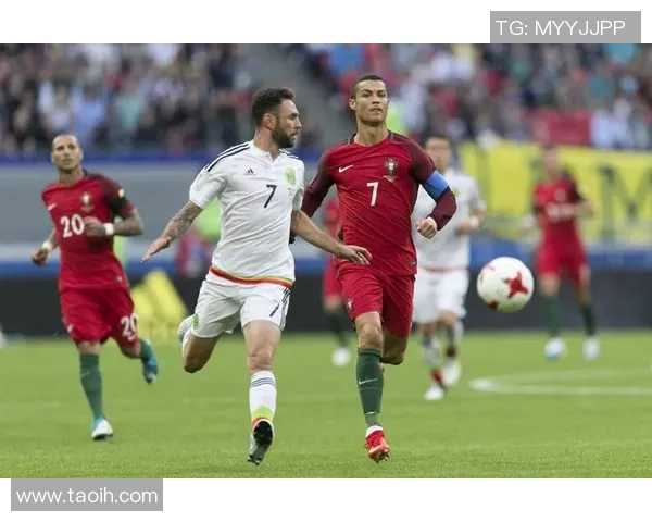 国外足球明星眼中的全球足球风云与精彩瞬间解析